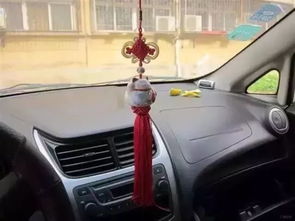 處罰50元警示 湖南司機慎選車內(nèi)物品，已有車主因違規(guī)裝飾被罰